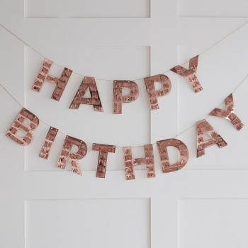 Ghirlanda con frange “Happy Birthday” Rose Gold – decorazione sospesa per compleanno chic - Boutique Suisse BelleFete.ch
