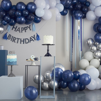 Arco di palloncini Blu e Crema con striscioni - Arco di festa - Bellefete.ch