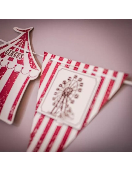 Vintage Zirkus- und Jahrmarktgirlande - Zirkus-Themendekoration