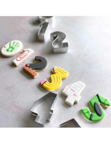 Emporte-pièce en forme de Numéro "4" - Moule à biscuits