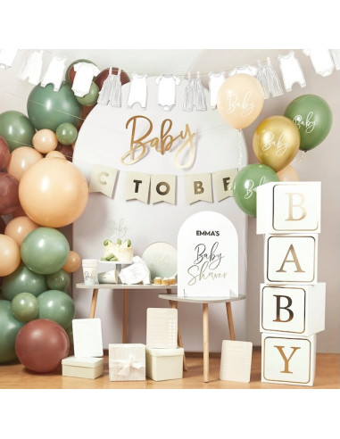 Salbeigrüne „Baby“-Kuchendekoration | Babyparty | BelleFete.ch