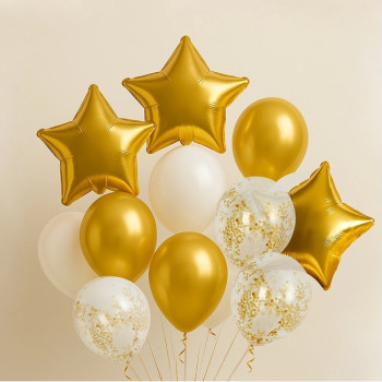 Bouquet de ballons dorés et blancs, étoiles dorées et ballons transparents confettis, décor festif BelleFete.ch.