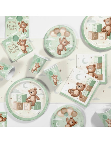 Assiettes et articles de fête Teddy Bear pour baby shower, motif ours marron avec blocs BABY et ballons vert pastel.