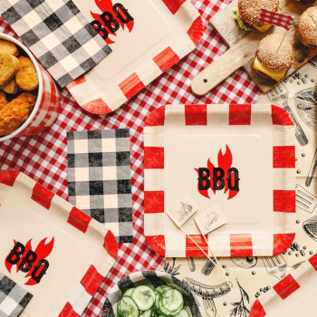 BBQ-Platten aus Papier 26x26 cm - festliches Grillgeschirr | BelleFete.ch 2