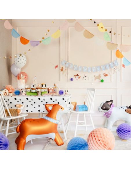 Tischdekoration aus Papier in Hundeform mit Wabenmuster | Tierische Kindergeburtstagsfeier | BelleFete.ch