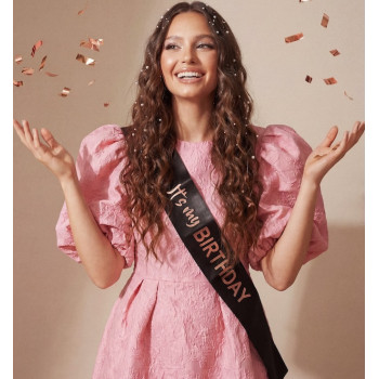 Schwarzer Satinschal „It's my birthday“ Roségold - festliches Geburtstagszubehör | BelleFete.ch 2