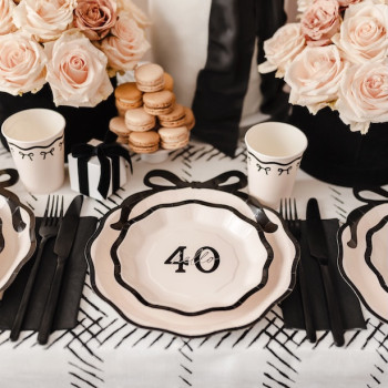 Hello 40 Papierteller creme, schwarz und silber – 40 jahre geburtstag schmuck | BelleFete.ch 2