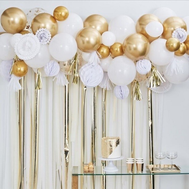 Scatola per palloncini e decorazioni per feste in oro